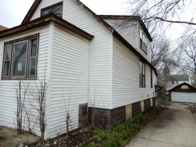 195 W 15th Street, Chicago Heights, IL 60411 - #3