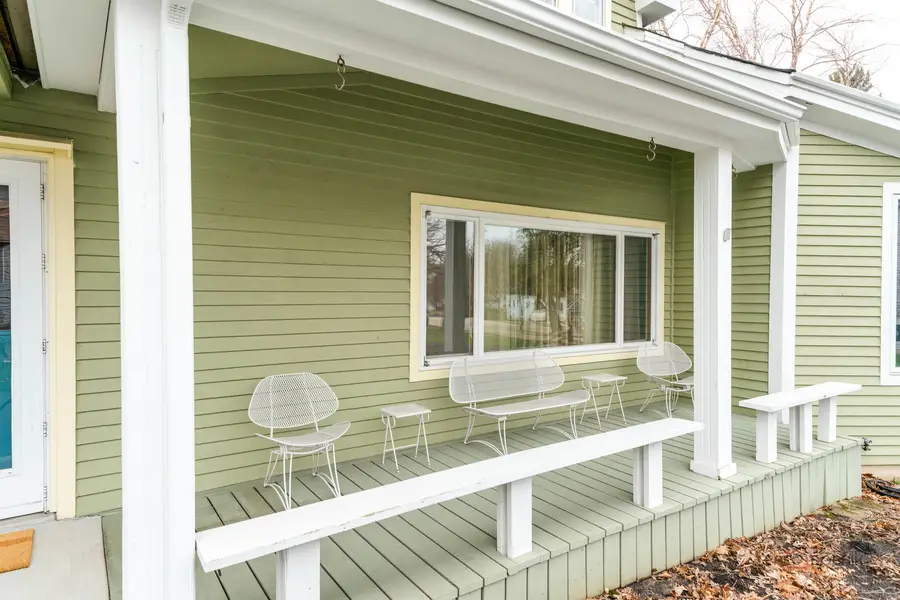 105 Lincoln Avenue, Fox River Grove, IL 60021 - #3