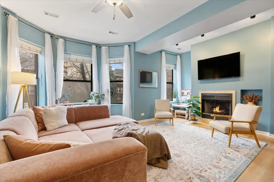 4354 N Kenmore Avenue #2N, Chicago, IL 60613 - #3