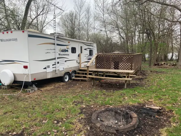 5/6 Woodhaven, Sublette, IL 61367