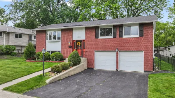 6534 Taylor Drive, Woodridge, IL 60517
