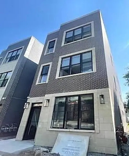 4155 S Prairie Avenue, Chicago, IL 60653 - #3