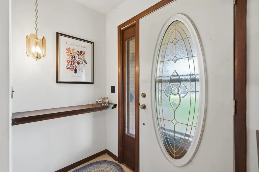 1918 W Garfield Street, Davenport, IA 52804 - #3