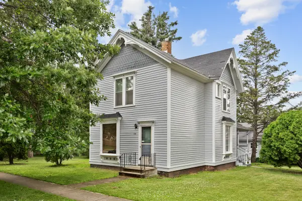 198 E. Jefferson Street, Hampshire, IL 60140