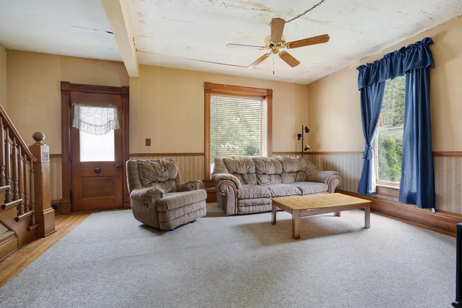198 E. Jefferson Street, Hampshire, IL 60140 - #3