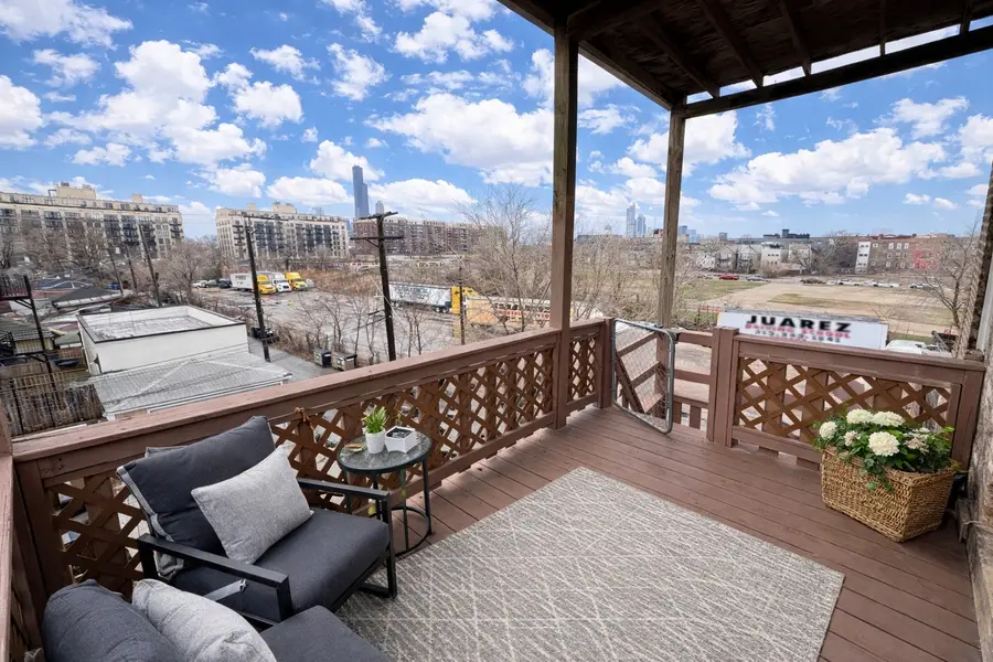 Address Withheld By Seller, Chicago, IL 60608 - #2