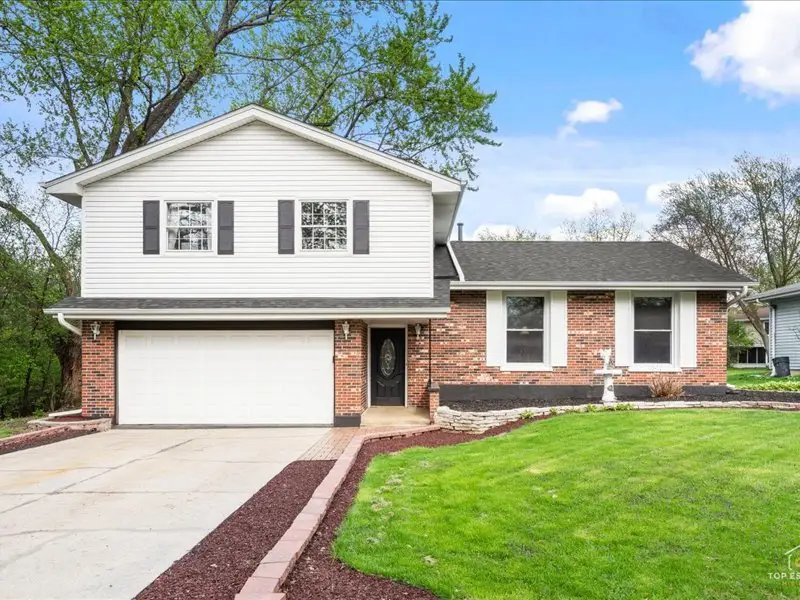 6531 Midhurst Road, Downers Grove, IL 60516 - #2