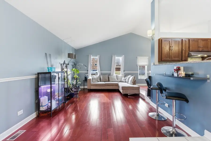 2736 E Goodrich Avenue E, Burnham, IL 60633 - #2