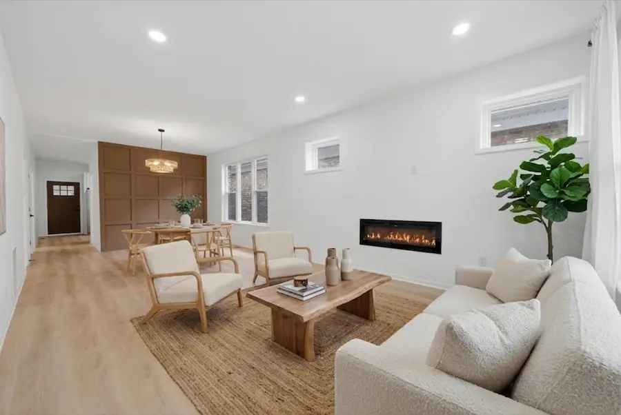 6029 S Artesian Avenue, Chicago, IL 60629 - #2