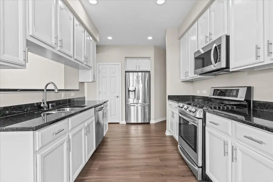 702 N Keystone Lane, Vernon Hills, IL 60061 - #2