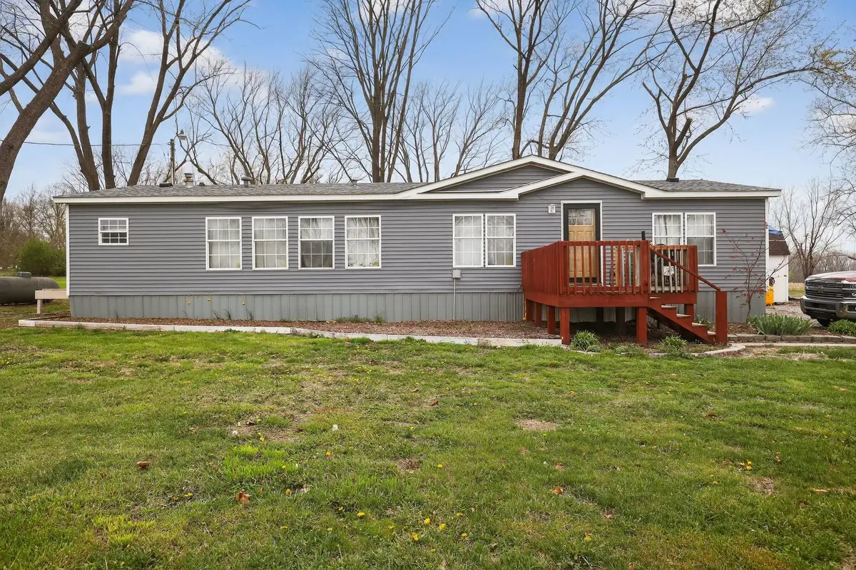 21309 Gambill Lane, Carlyle, IL 62231 - #1