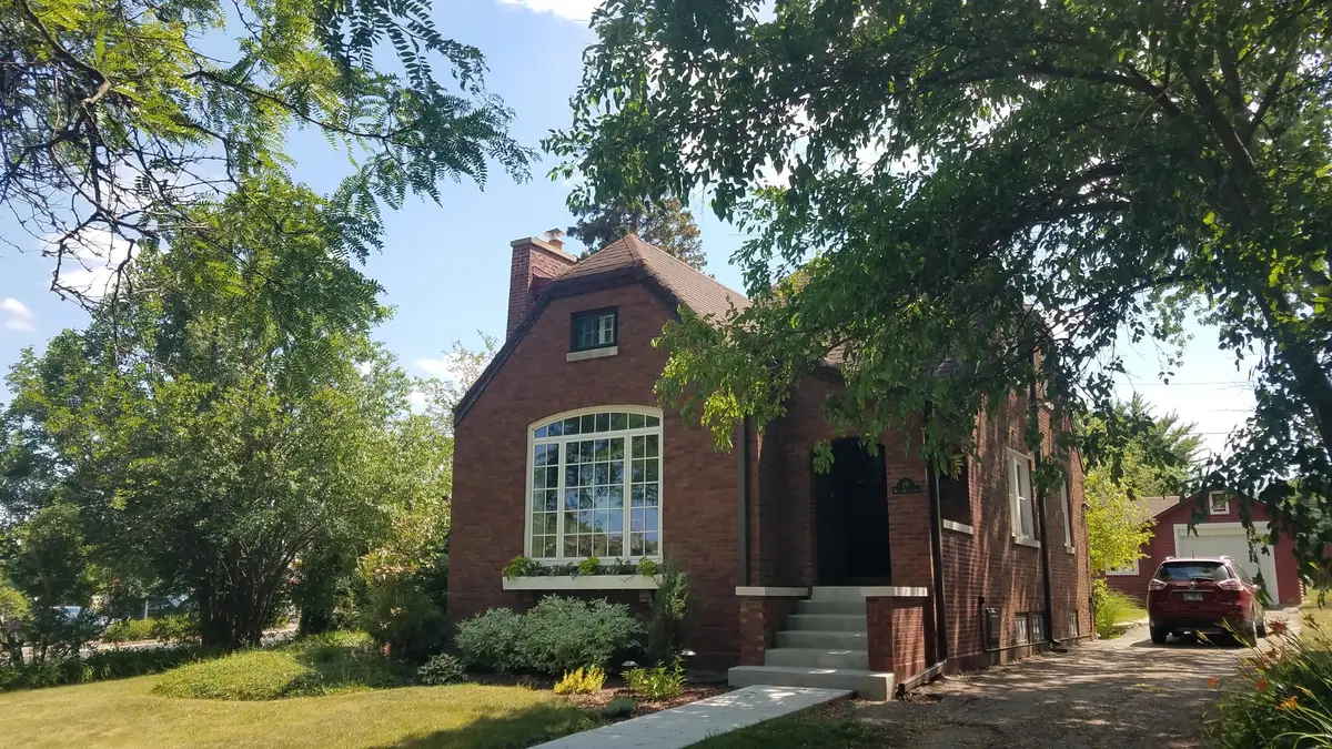 Address Withheld By Seller, Roselle, IL 60172 - #1