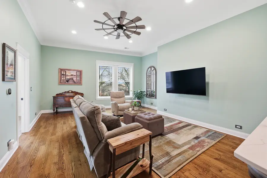 5962 N East Circle Avenue #7, Chicago, IL 60631 - #3