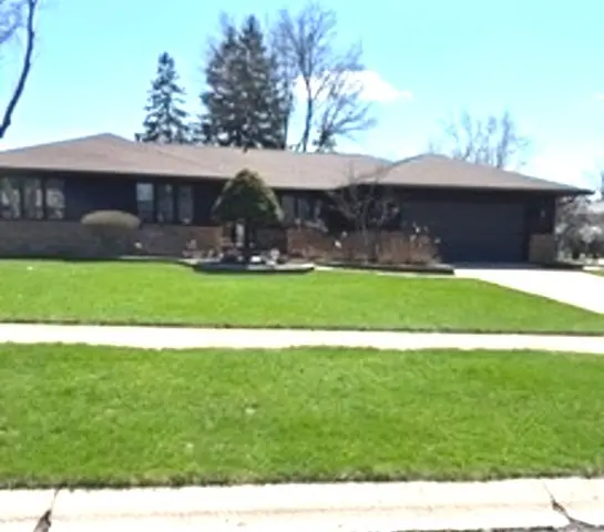 2376 Wyckwood Drive, Aurora, IL 60506