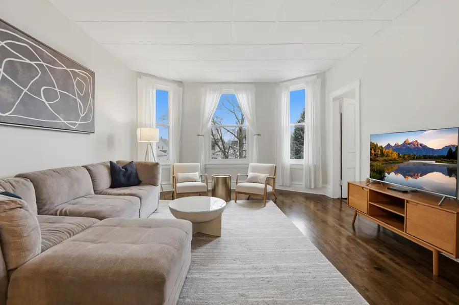 4327 N Avers Avenue, Chicago, IL 60618 - #2