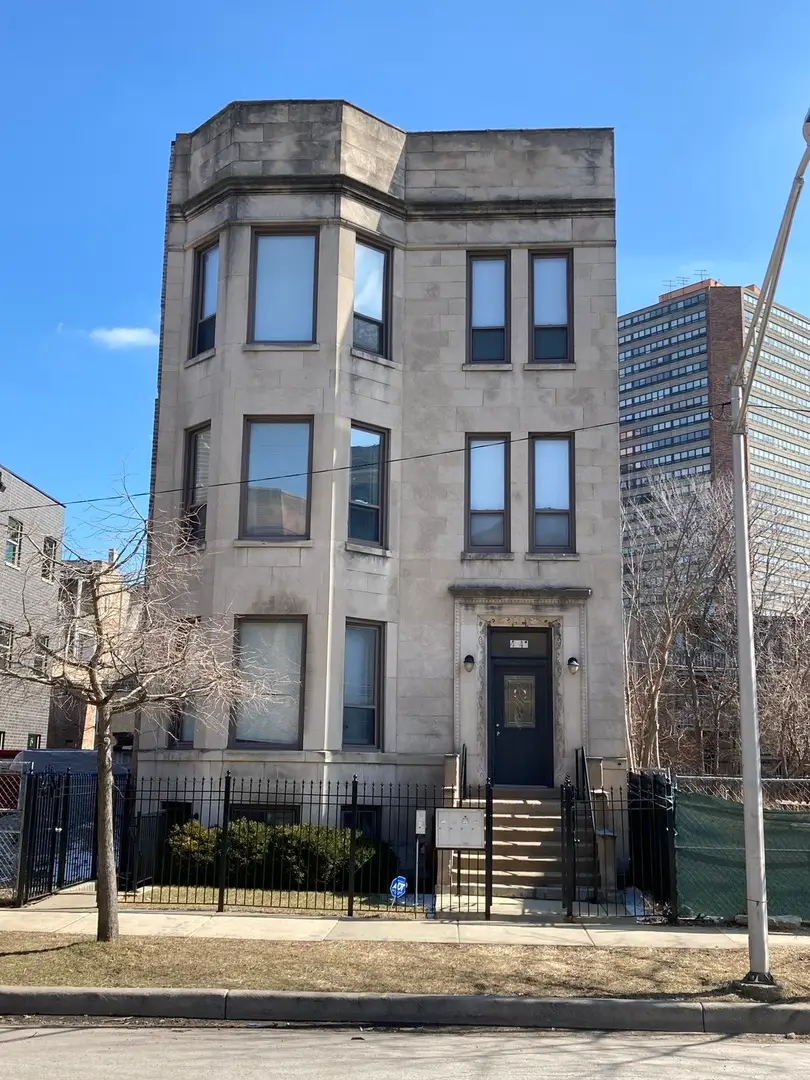 4041 S Calumet Avenue, Chicago, IL 60653 - #1