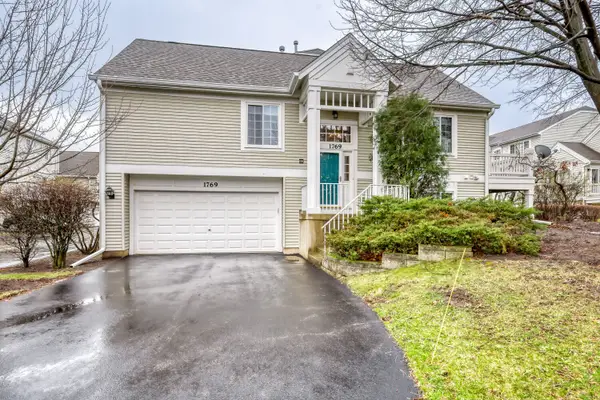 1769 Concord Drive, Glendale Heights, IL 60139