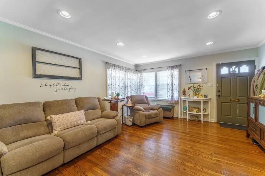 745 Manchester Avenue, Westchester, IL 60154 - #3