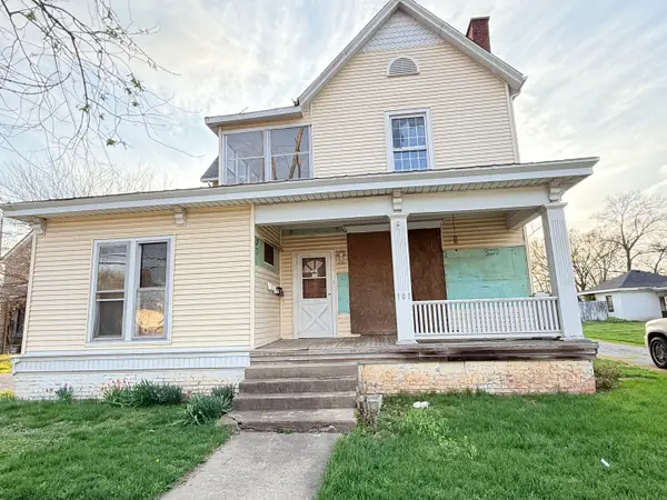 101 5th Street, Carmi, IL 62821