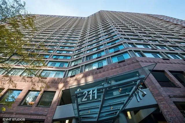 211 E Ohio Street #2004, Chicago, IL 60611 - #3