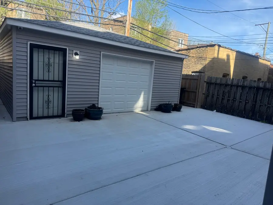 Address Withheld By Seller, Chicago, IL 60649 - #2