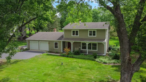 1966 Bob O Link Lane, Libertyville, IL 60048