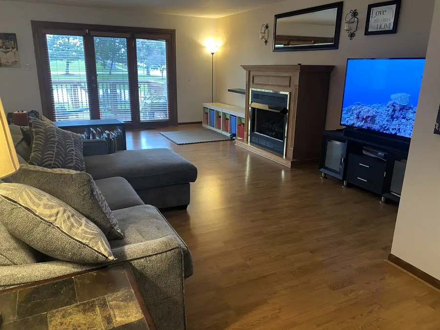 9400 Lindsay Street, Orland Hills, IL 60487 - #3