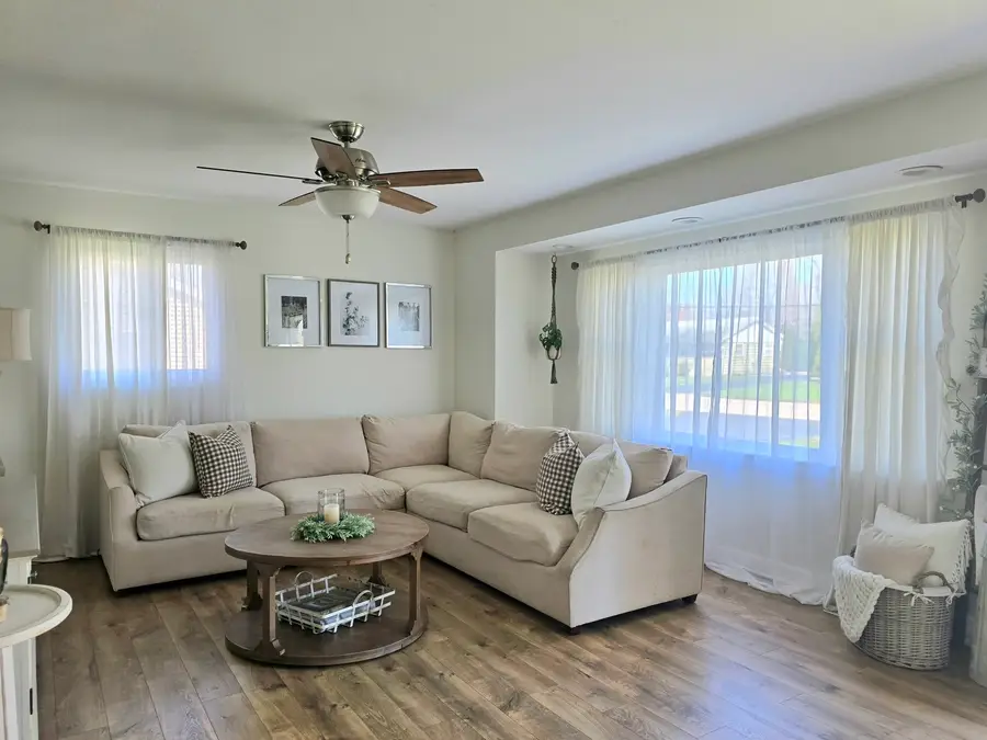 344 Douglas Road, Batavia, IL 60510 - #2