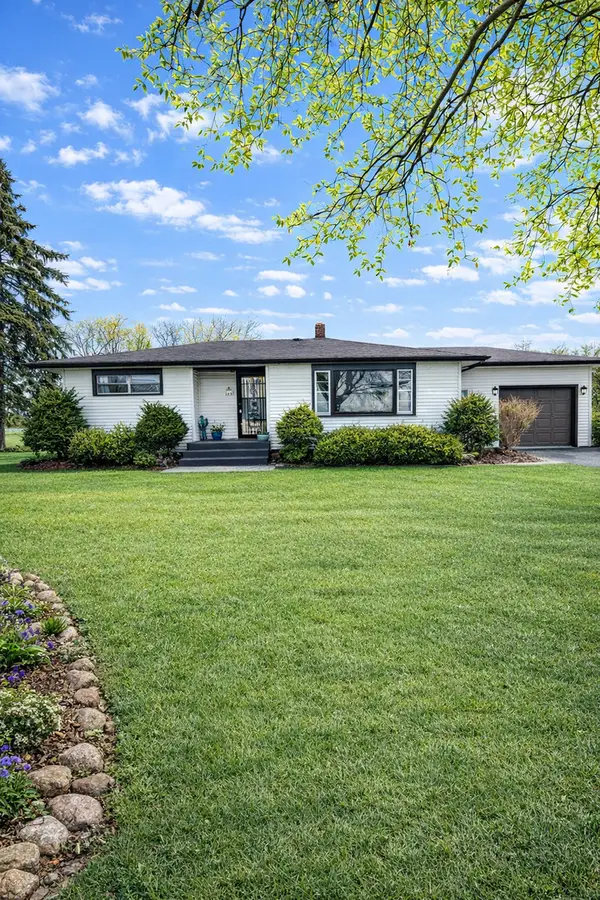 12310 Price Road, Hebron, IL 60034