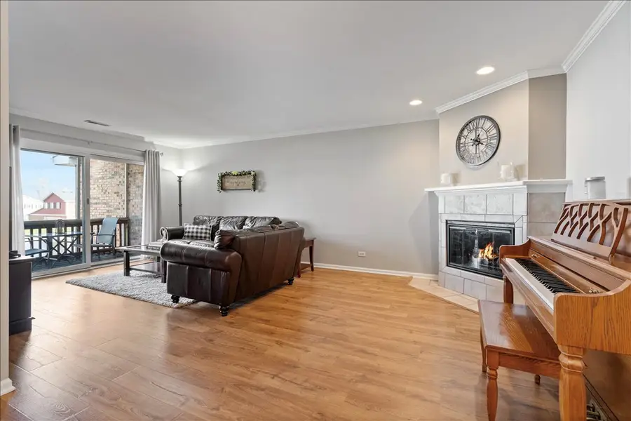 7215 Willow Way Lane #10C, Willowbrook, IL 60527 - #3