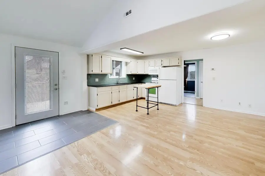 8507 Acorn Path, Wonder Lake, IL 60097 - #3