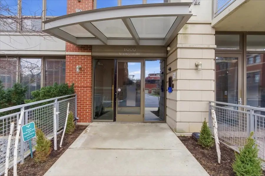 1000 N Kingsbury Street #104, Chicago, IL 60610 - #2