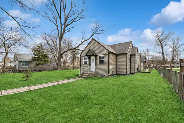 5313 Cleveland Drive, McHenry, IL 60050