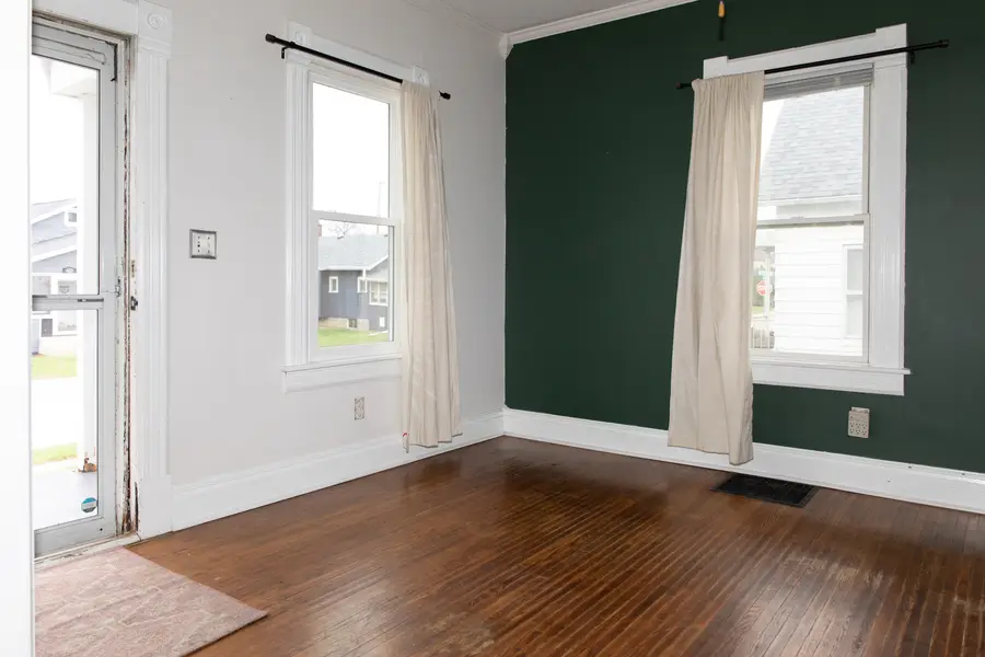 544 24th Avenue, Moline, IL 61265 - #3