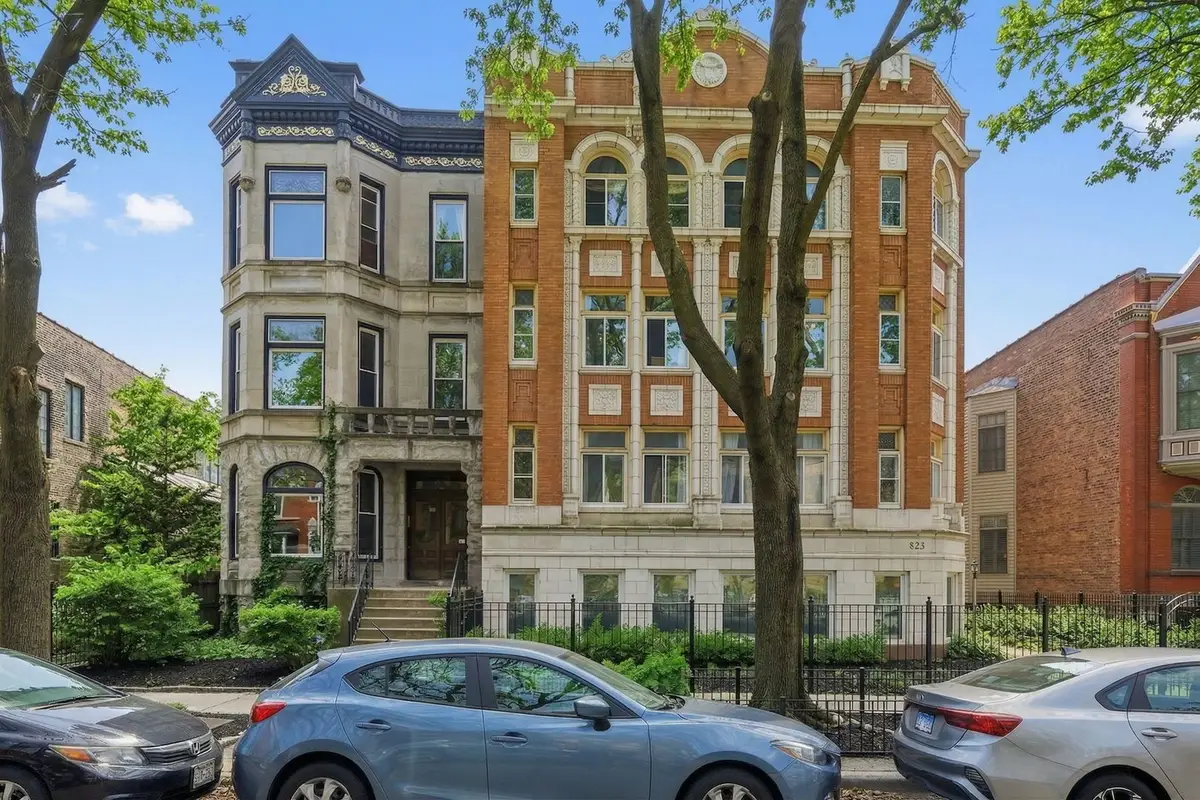 823 W Oakdale Avenue #2A, Chicago, IL 60657 - #1
