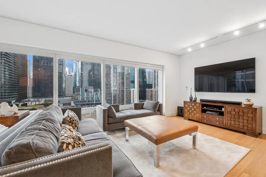 340 E Randolph Street #906, Chicago, IL 60601 - #2