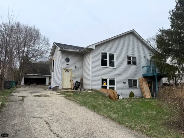 258-260 Ann Street, Elgin, IL 60120