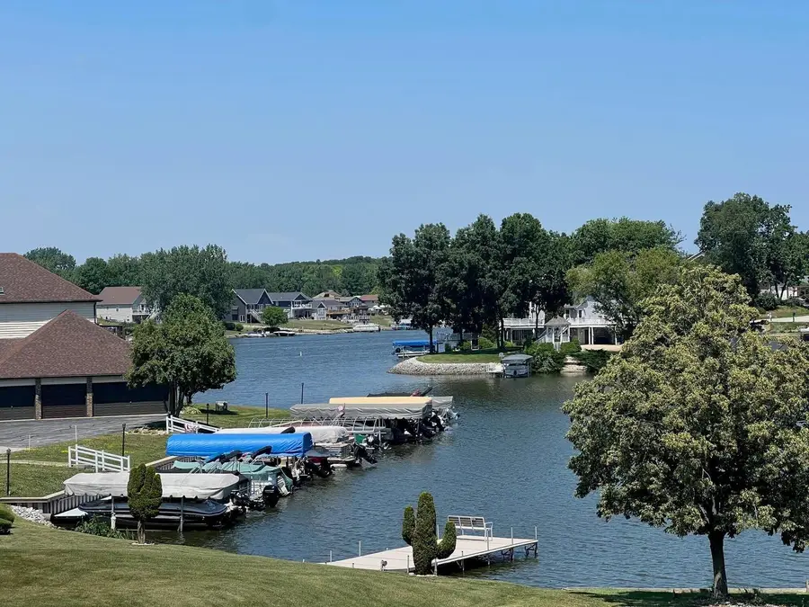 5065 Spinnaker Lane #E, Crown Point, IN 46307 - #3