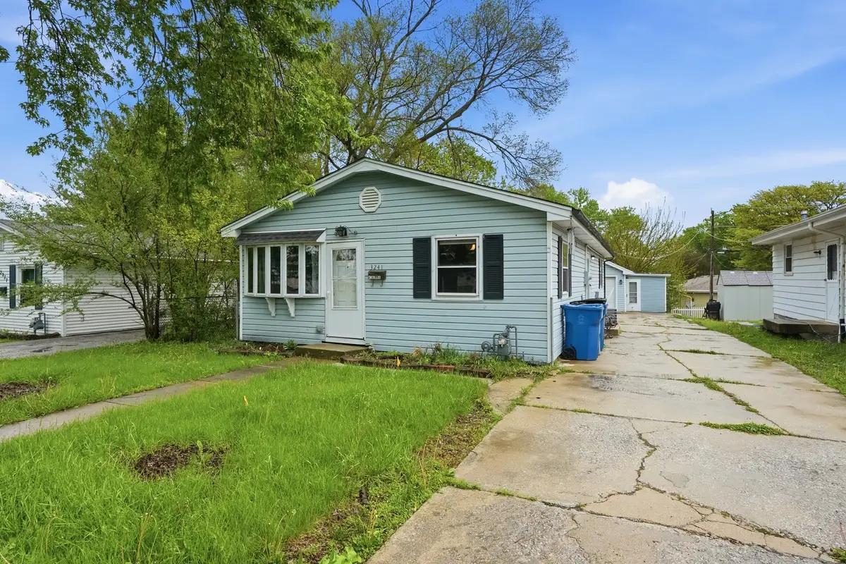 3241 Wallace Avenue, Steger, IL 60475 - #1