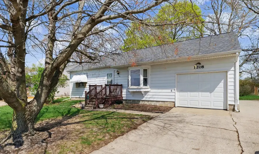 1208 S Duncan Road, Champaign, IL 61821 - #3