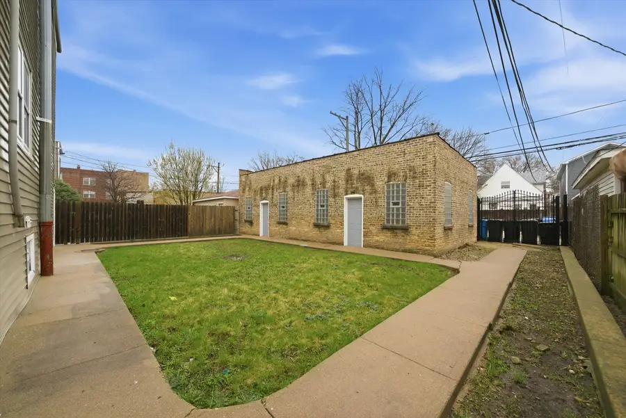 2917 N Kedzie Avenue, Chicago, IL 60618 - #2