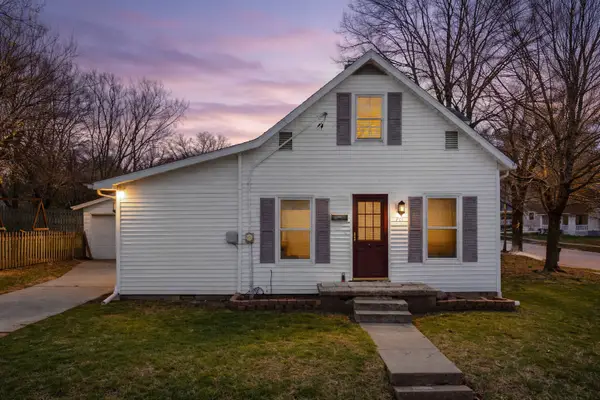 701 E Buchanan Street, Bloomington, IL 61701