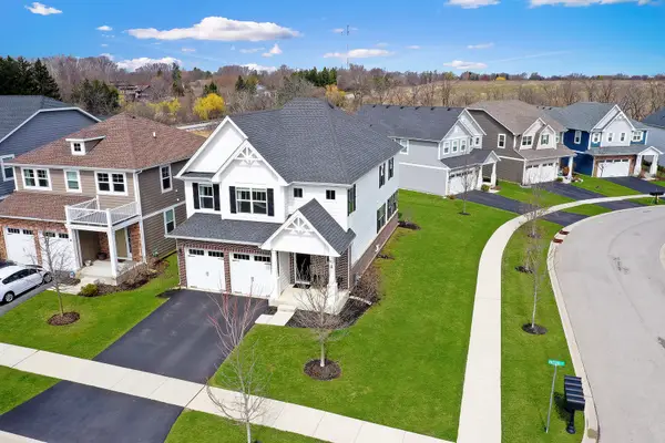 2 Potter Court, Hawthorn Woods, IL 60047