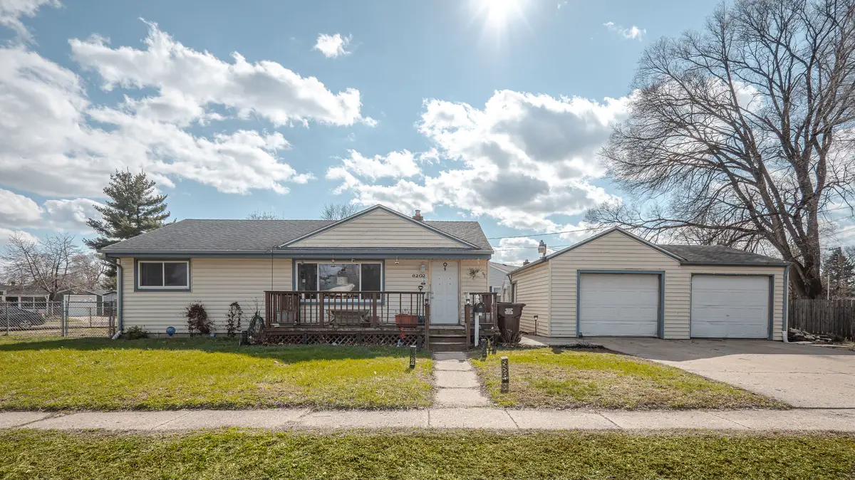 6202 Pleasant Avenue, Loves Park, IL 61111 - #1