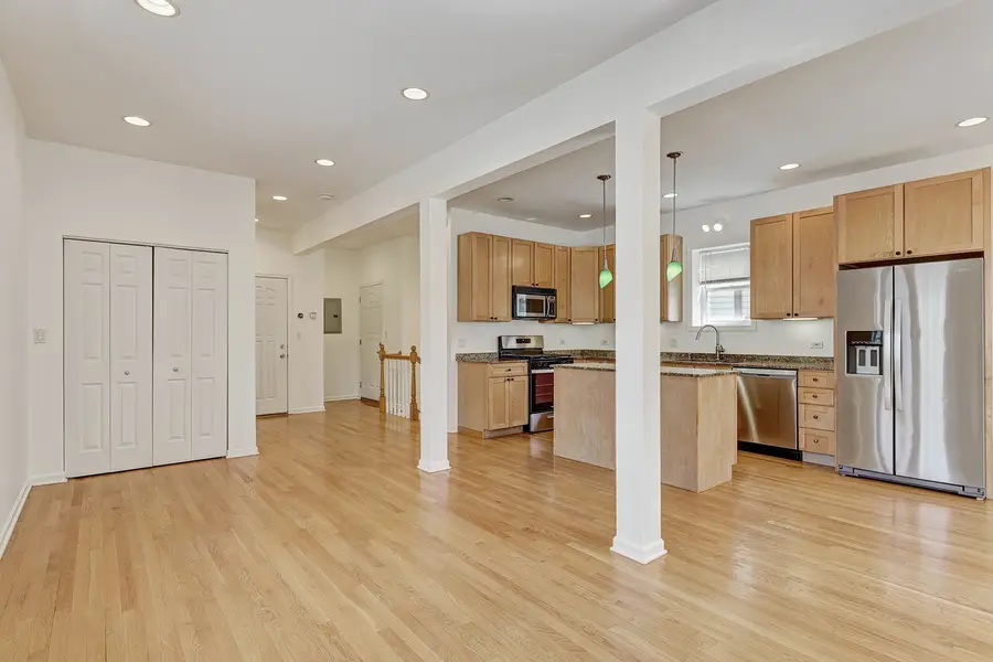 2751 N Campbell Avenue #2, Chicago, IL 60647 - #3