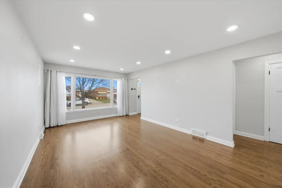 4312 N Nottingham Avenue, Norridge, IL 60706 - #2