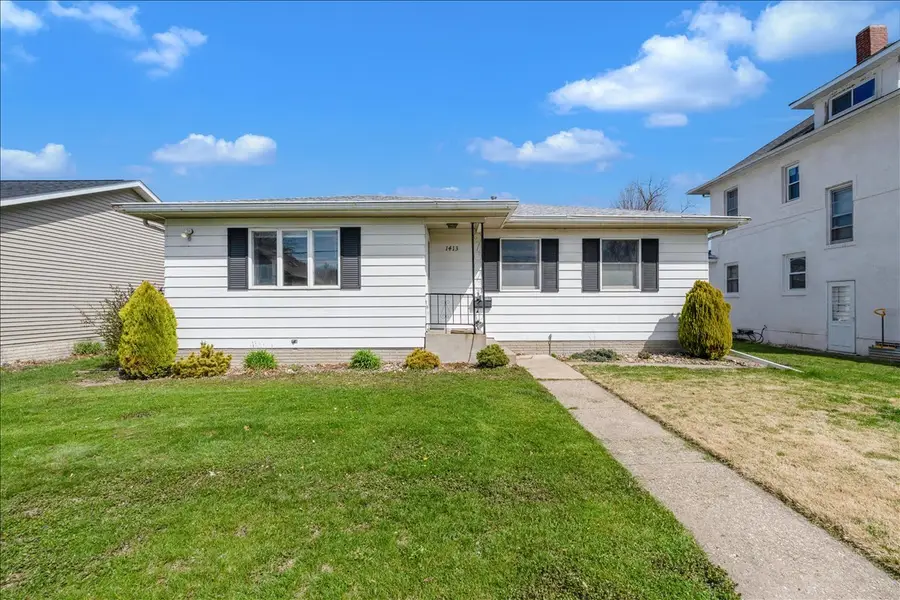 1413 30th Avenue, Moline, IL 61265 - #2