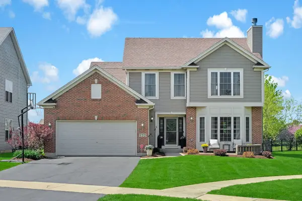 122 Fieldcrest Drive, Bartlett, IL 60103