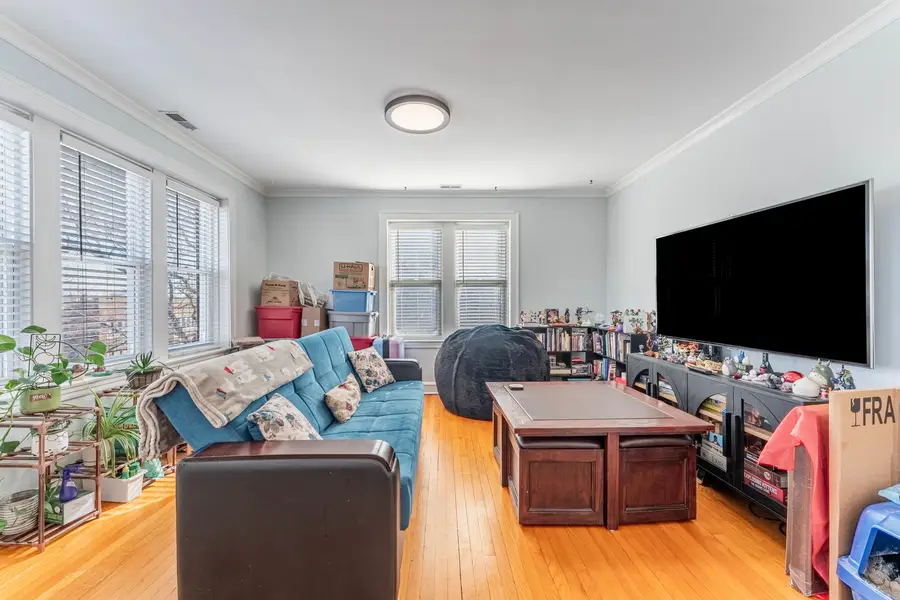 4704 N Kasson Avenue #3, Chicago, IL 60630 - #2