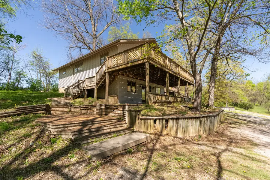 135 Ashwood Lane, Anna, IL 62906 - #3